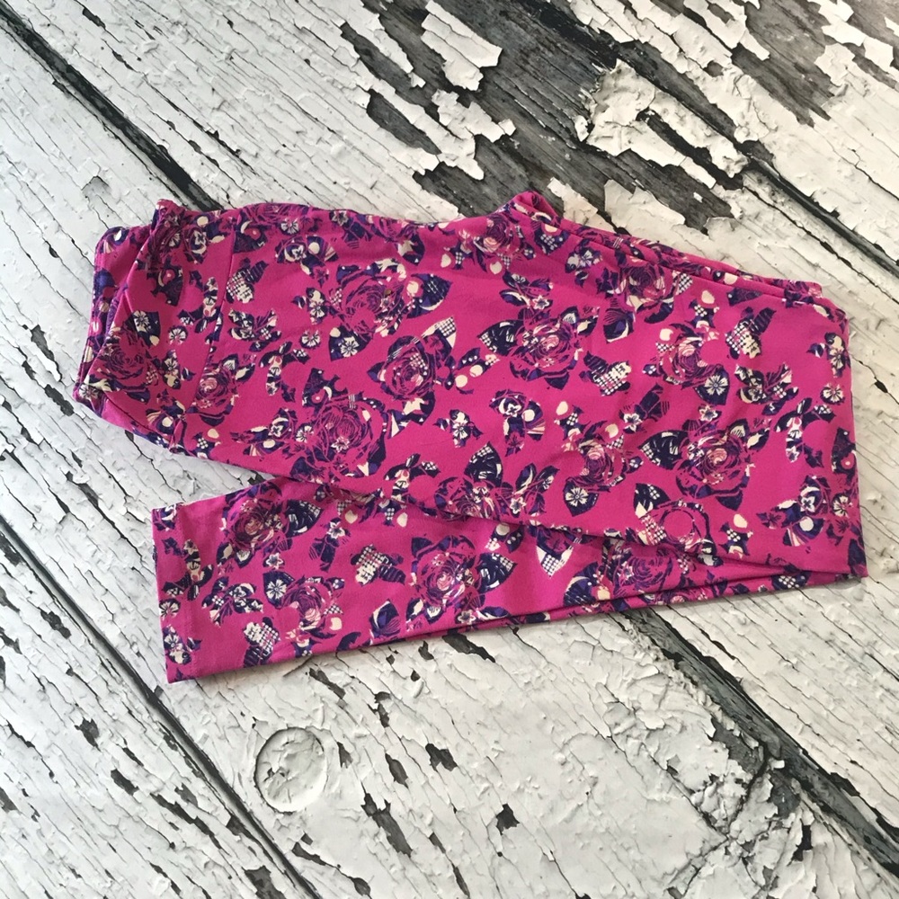 LuLaRoe NWOT OS Leggings Rose floral print